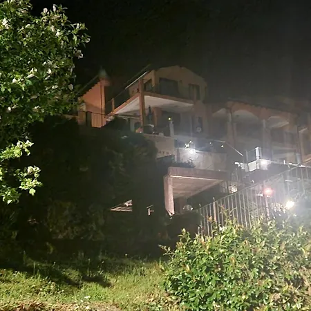 Il Vigneto Apartmanhotel Oggebbio